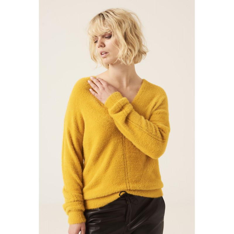 Women's fluffy sweater with V-neck Garcia Jeans (I10046-1048-GOLDEN-SUN-YELLOW)