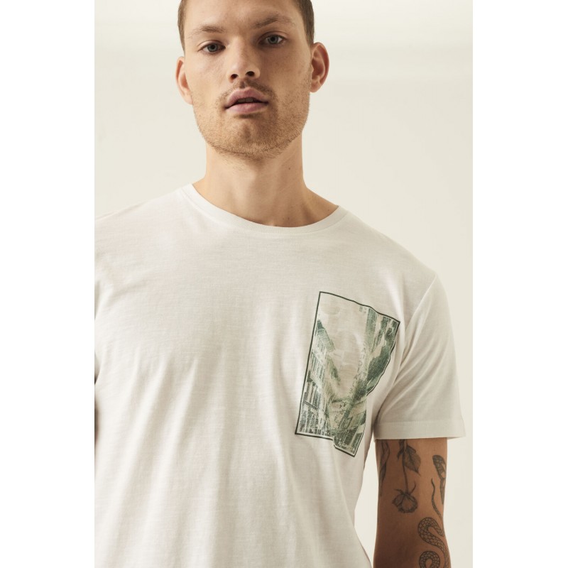 Men's T-shirt with a round neckline Garcia Jeans (N21202-50-WHITE)