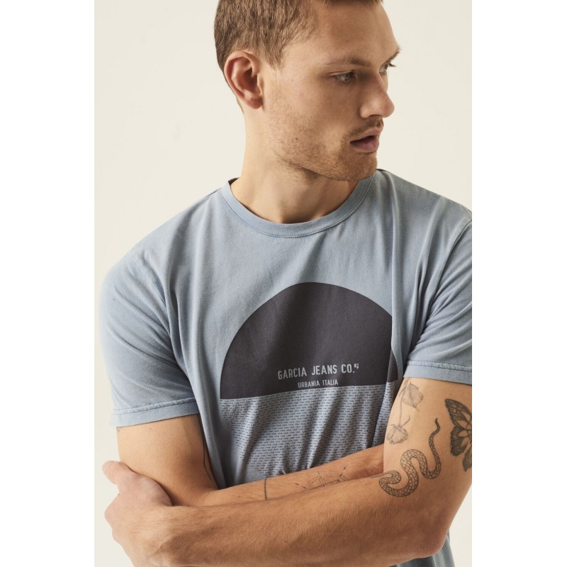 Men's T-shirt with a round neckline Garcia Jeans (O21010-193-LAKE-BLUE)