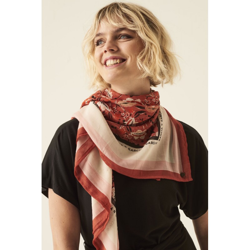 Women's scarf Garcia Jeans (P20330-1461-REDWOOD) 