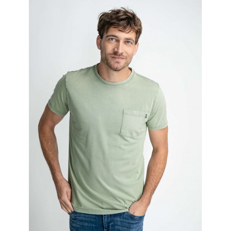 Men's pocket T-shirt with a round neckline Petrol Industries (M-1030-TSR639-6007-LIGHT-PESTO-GREEN)